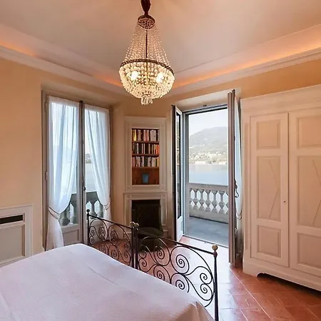 Holiday home A Spectacular Located Next To The Romantic Clos De Mur *